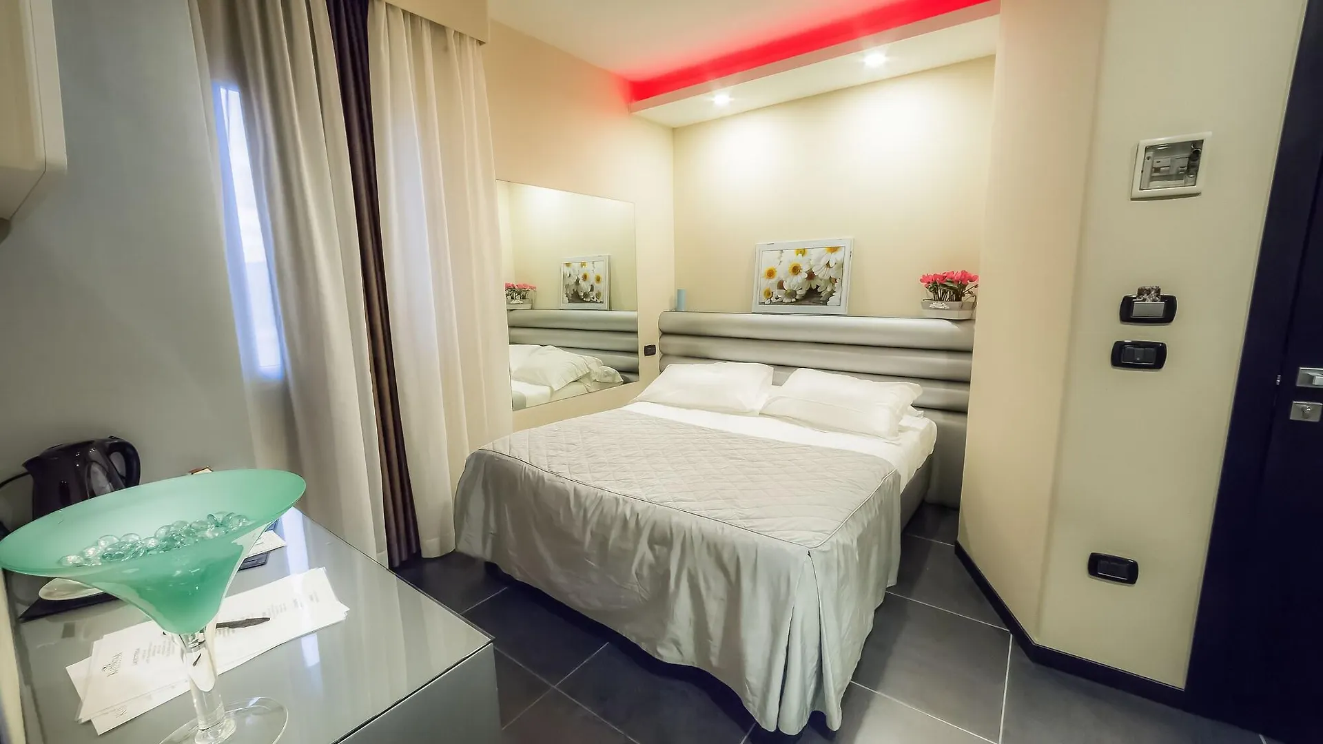 Kleopatra Design Hotel Νάπολη